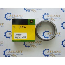 Обойма подшипника  JD7446 John Deere