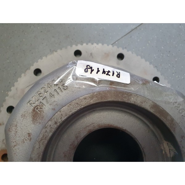 Корпус дифференциала заднего моста R556813 (R174118/R262426) Z=109 John Deere