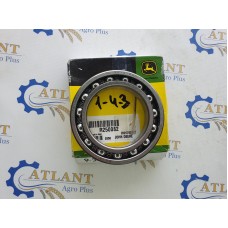 Подшипник шариковый AZ46129 (R250082) John Deere