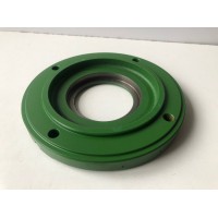 Крышка подшипника HXE20494 John Deere