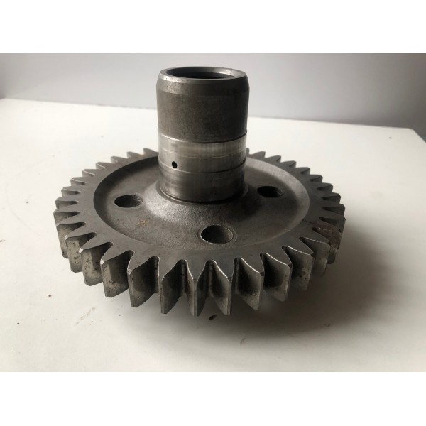 Шестерня  переднего моста R130894 John Deere