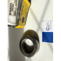 Распорная втулка R202389 John Deere