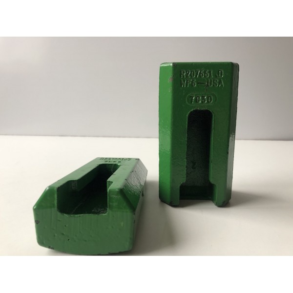 Накладка металлическая продольной тяги R207661 (R163798) John Deere